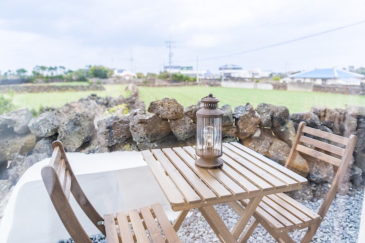 Wooyeon Handong Private Pension Jeju Bagian luar foto